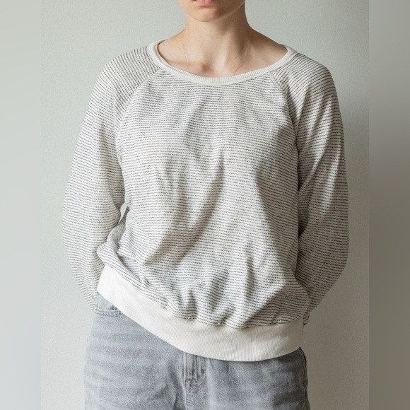 Universal Thread White and Black Striped Pullover - Picture 1 of 9